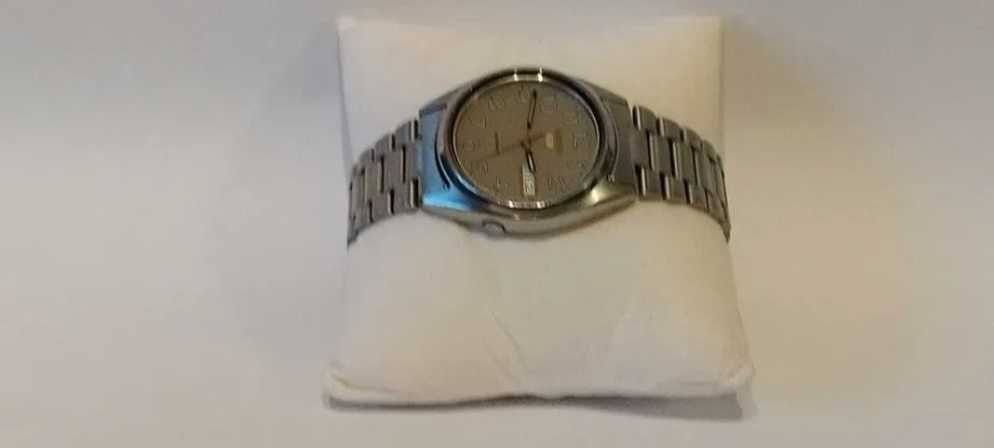 Seiko 5  automatic  SKXP17