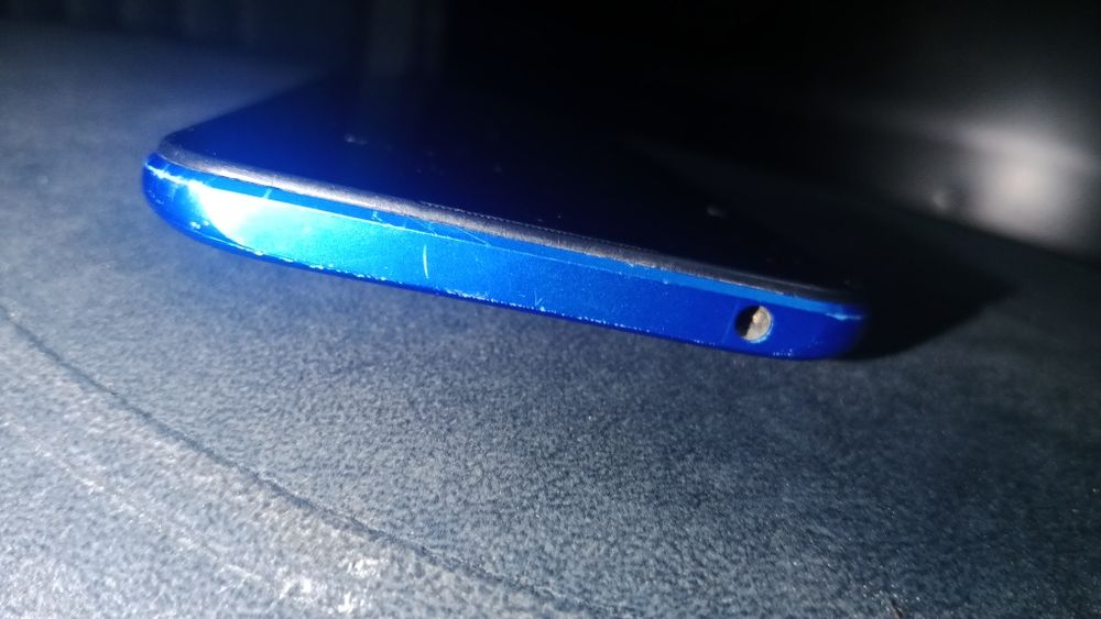 Redmi 9A продаю.