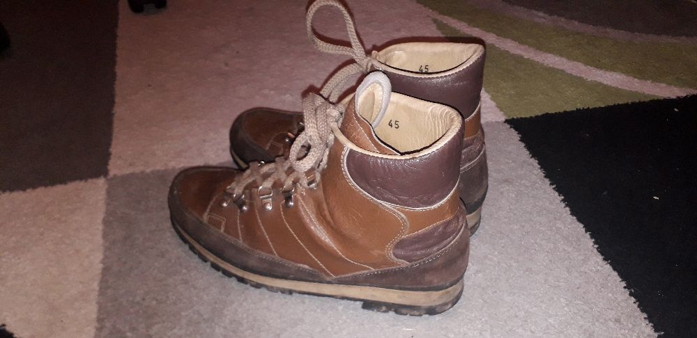 Bocanci de piele 45 import Suedia