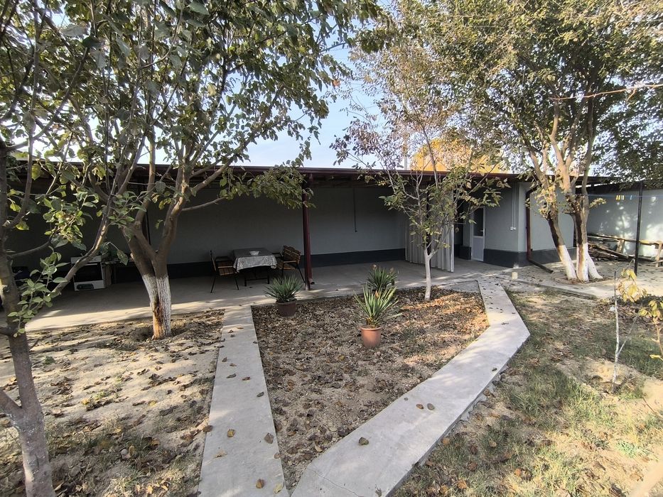 Продается коттедж в городе Янгиюле.