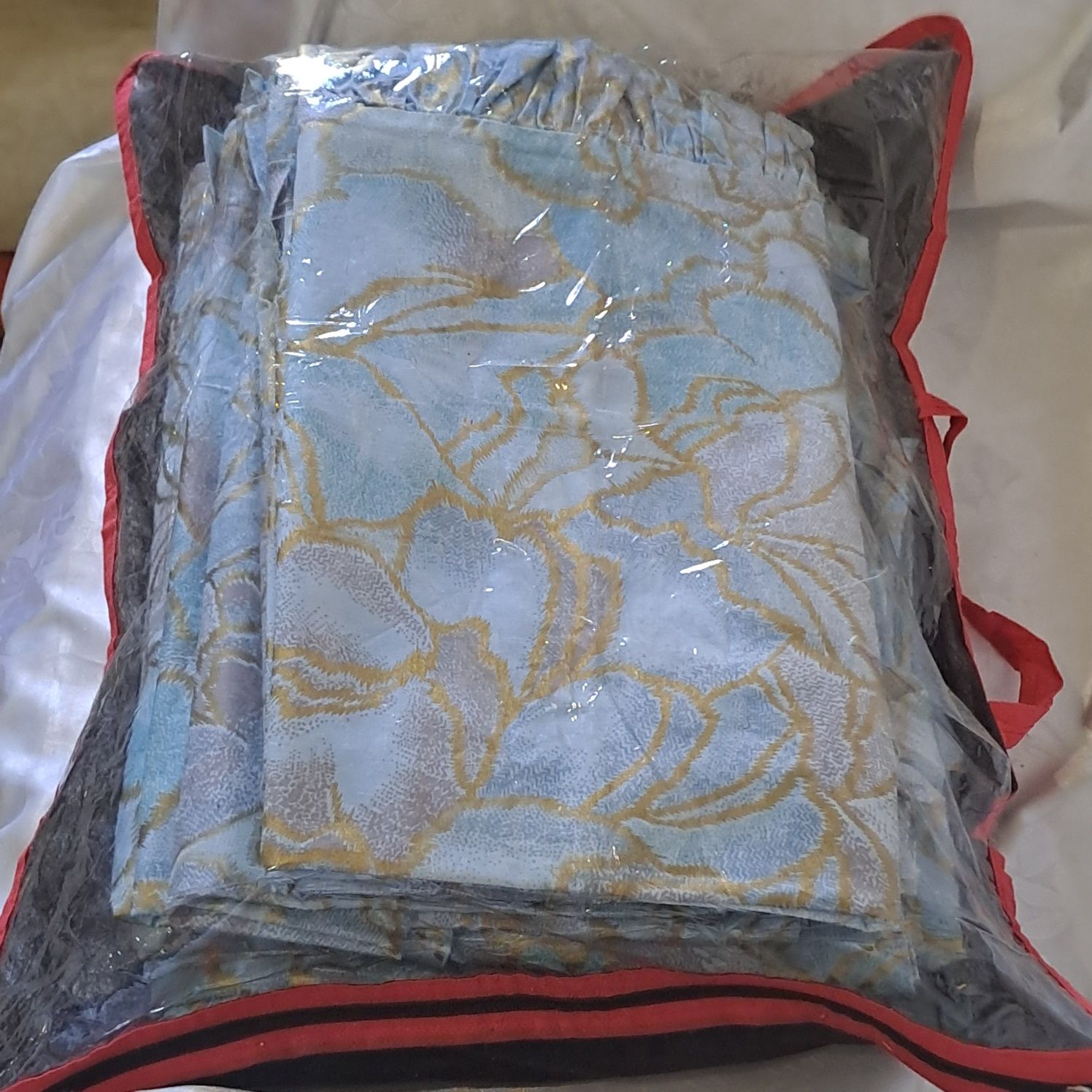 Постельный  белой,Сатин, Турция х/б. 180.000с.