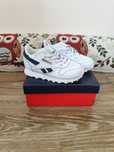 Reebok 24ти номер, 13,5 см. Чисто нови.