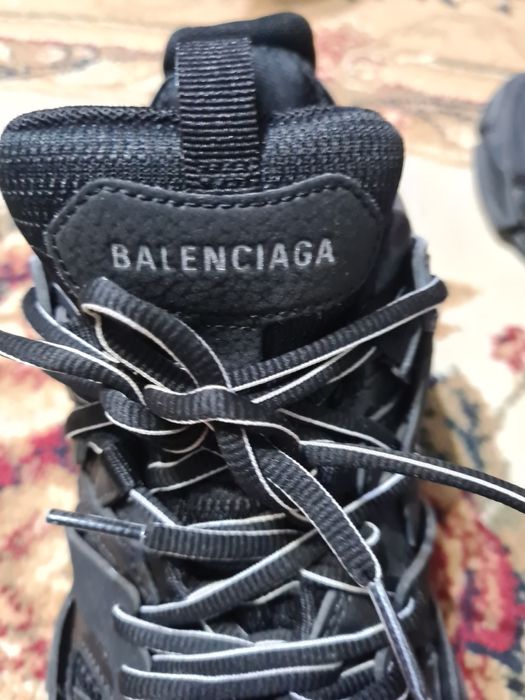 Balenciaga tracks