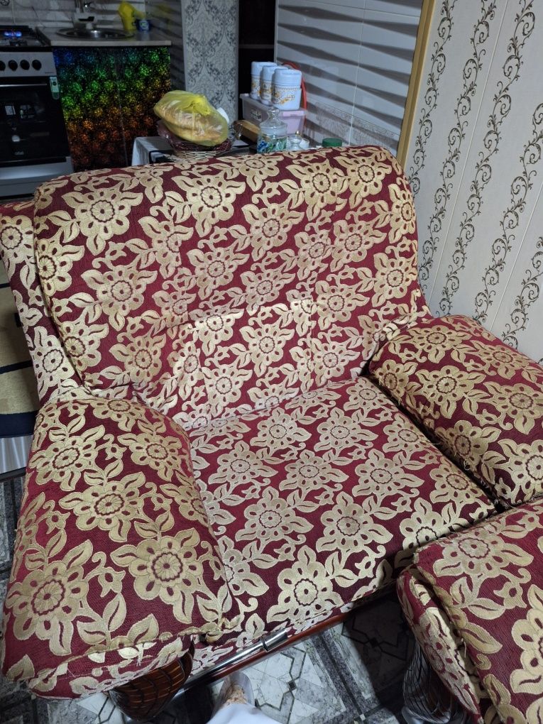 Мягкая мебель б/у