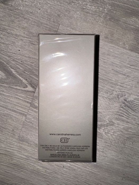 212 MEN NYC Carolina Herrera