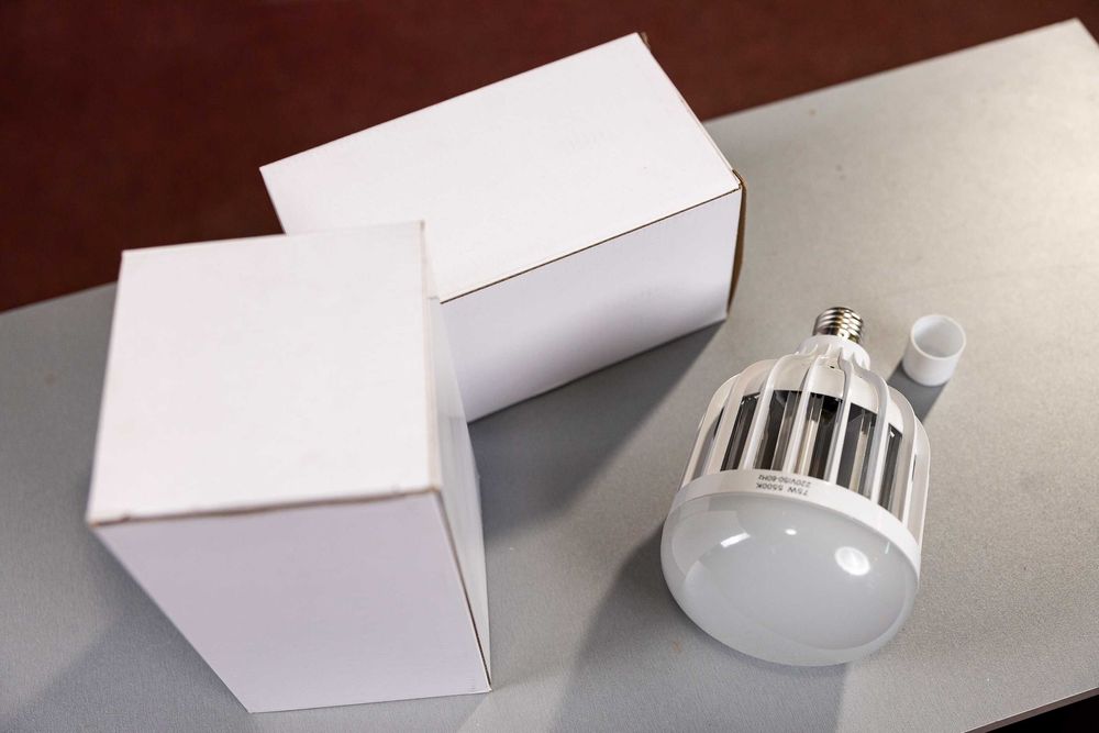 Becuri LED, 5500K, montură E27