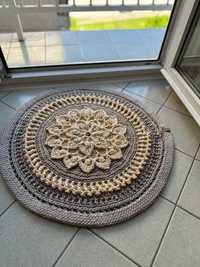 Ръчно изработен килим
