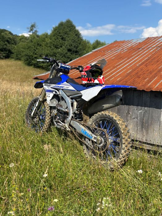 Vând Yamaha yz450f