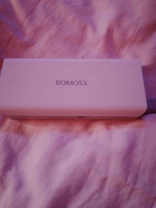 Vand incarcator extern Romoss 10000mAh