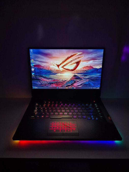 Asus ROG Strix  Core i7 9750H 16/256GB M.2NVMe HDD 1000GB RTX 2060 6GB