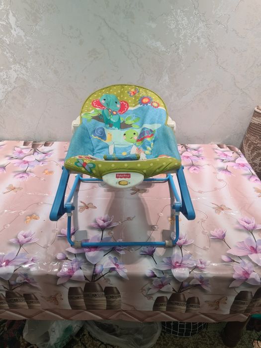 Шезлонг качалка детская