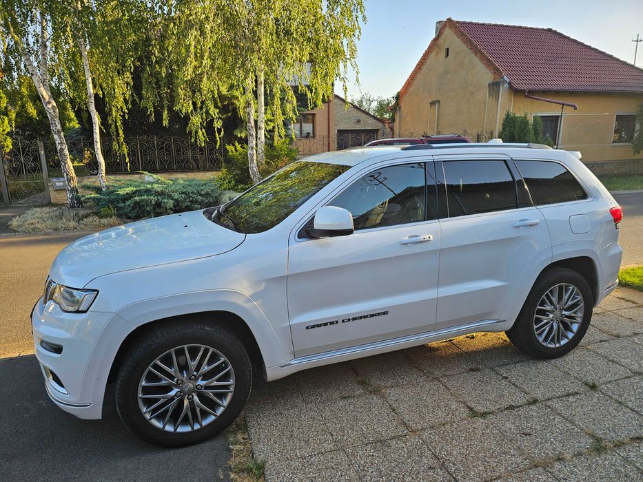 JEEP Grand Cherokee Summit