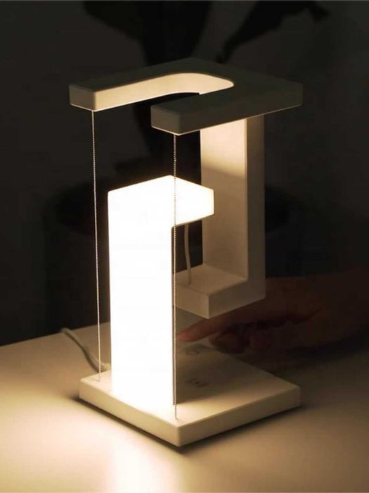 Lampa ajoyib sovg'a Gift Fizika qonunlariga asoslanib qilingan