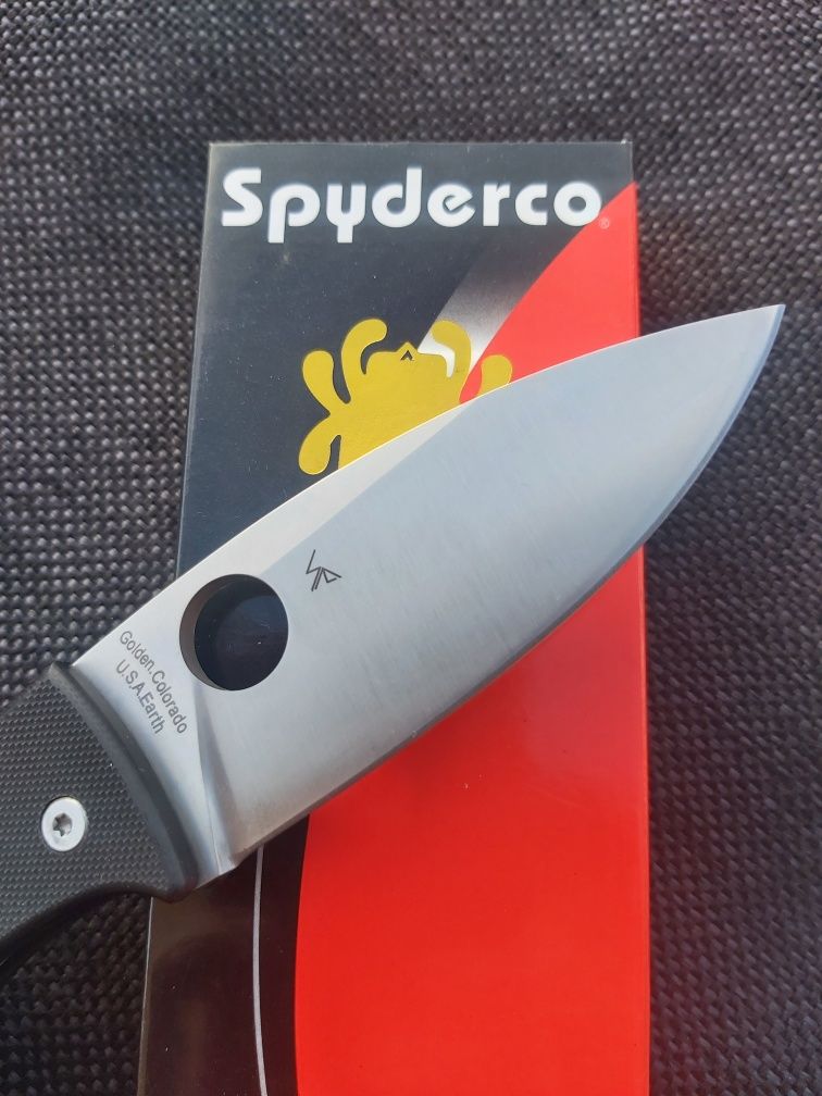 Сгъваем джобен нож Spyderco Bodacions C229 ,два цвята