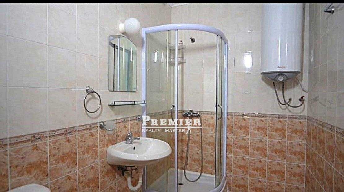 Предлагаме за продажба двустаен апартамент