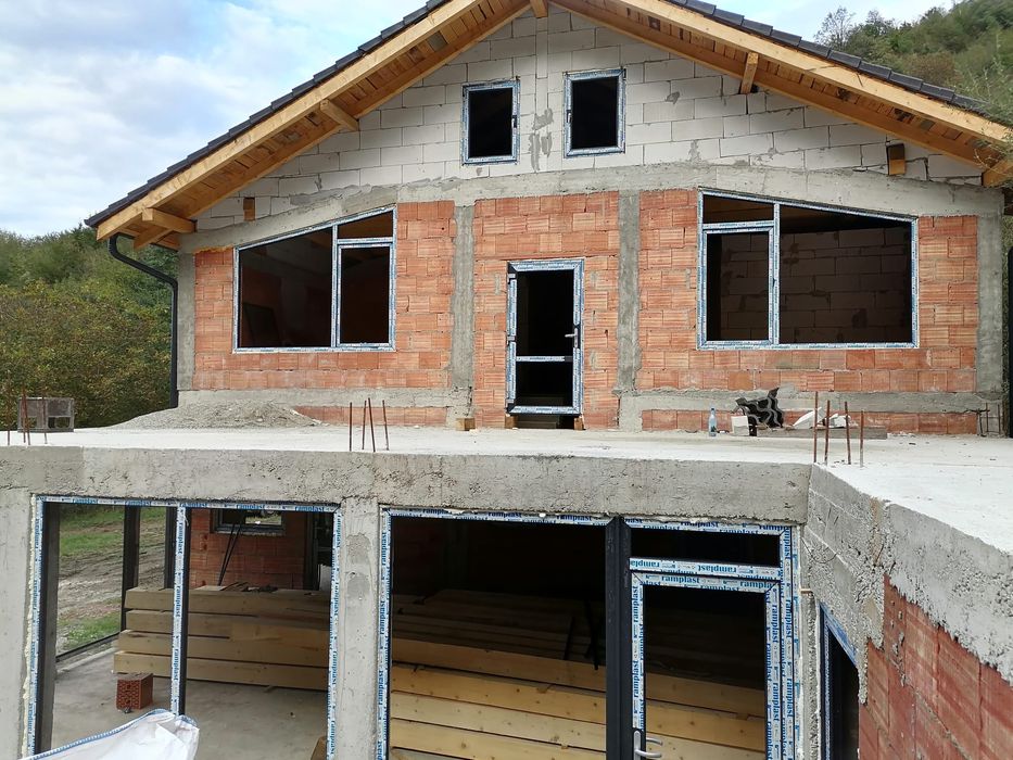Tâmplărie PVC cu geam termopan la comandă!