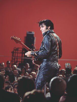 Elvis Presley, casete audio, CD-uri și DVD-uri cu filmele și muzică