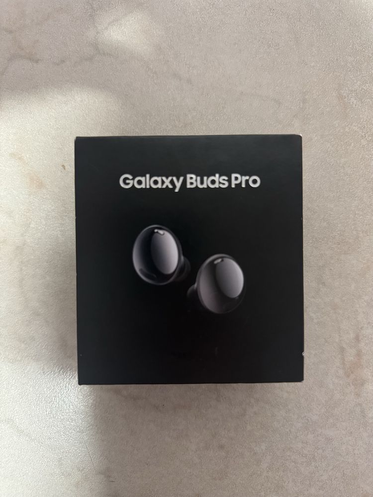 Samsung Galaxy Buds Pro (черные).