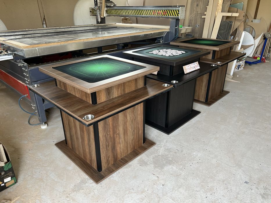 Masa poker remi CustomTables.eu 2 mese ce se transforma in 2 minute