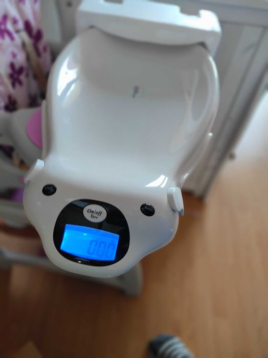 Patut bebe+ cantar bebe+scaunel cu masa bebe