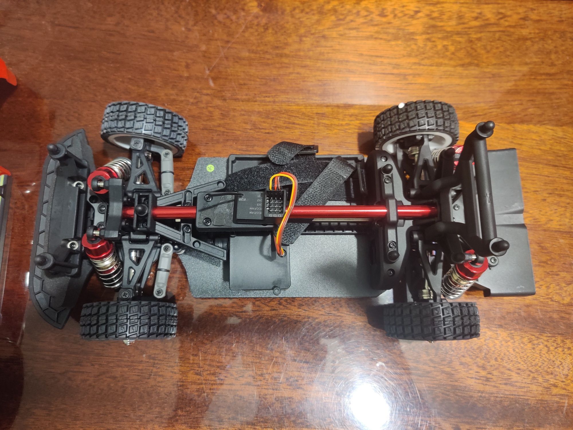MJX 14303 RC количка