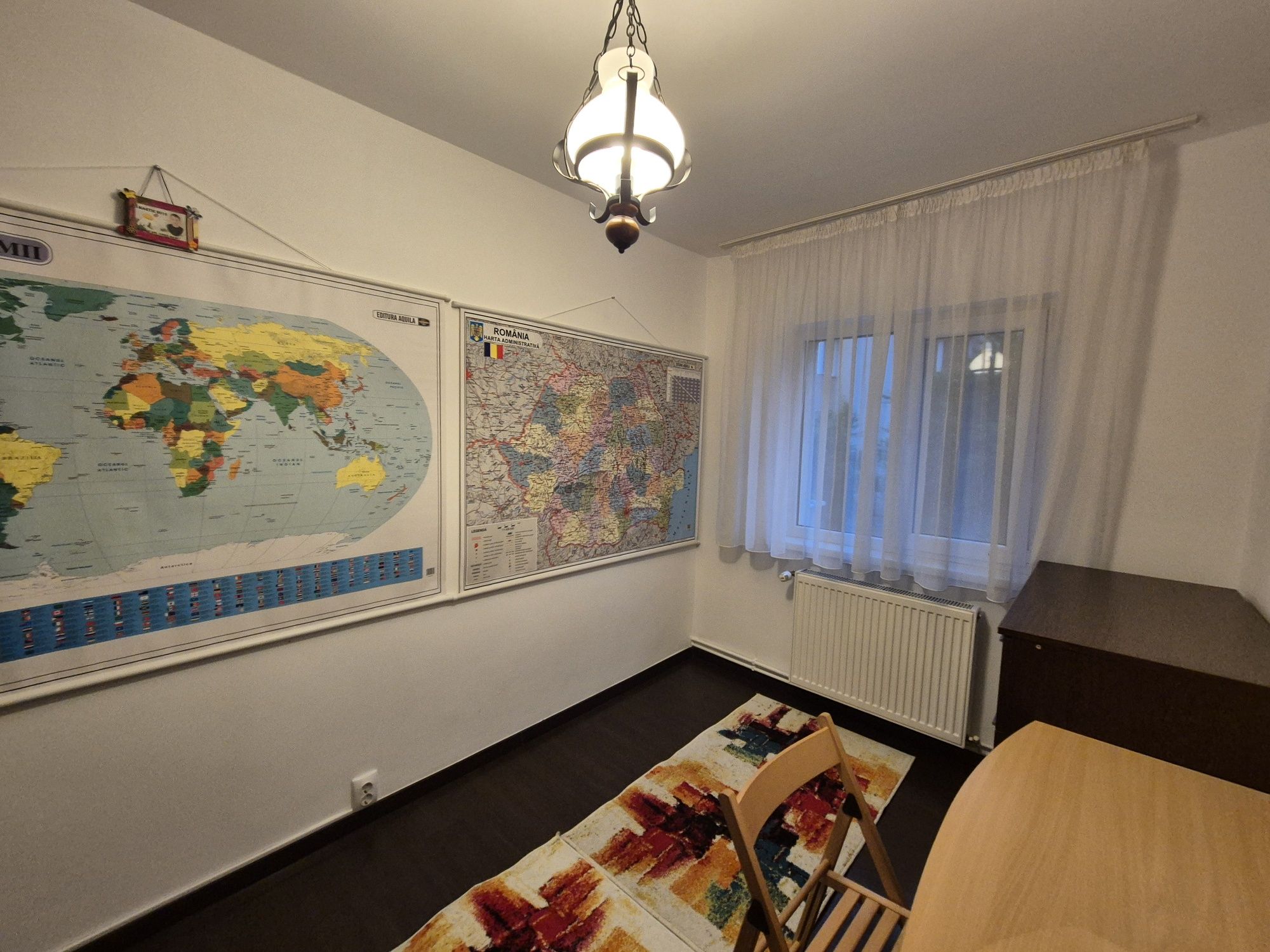 Particular - Apartament 4 camere complet mobilat si utilat.