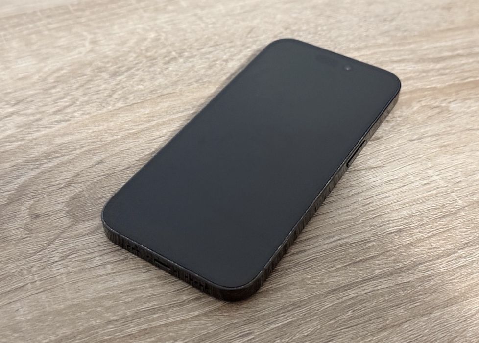 Iphone 14 PRO 100% baterie