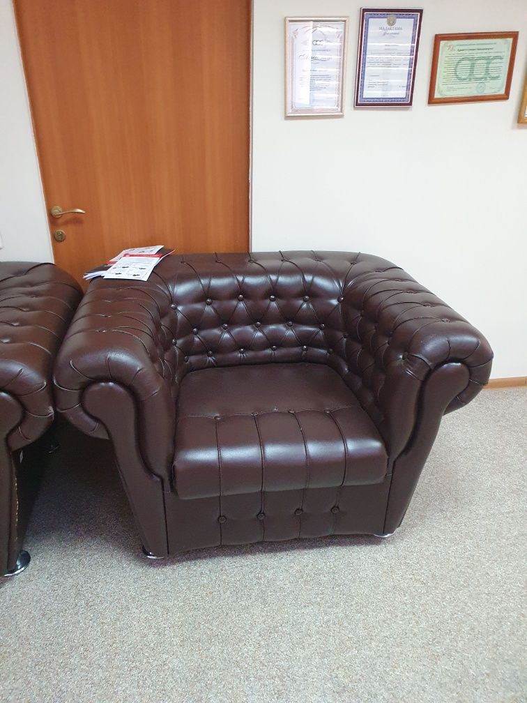 Продам диван с креслом Б/у