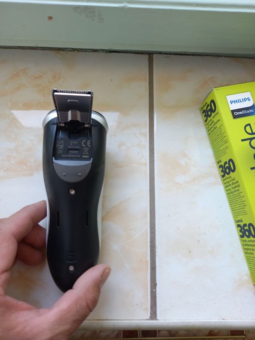 Aparat ras Philips HQ 7890