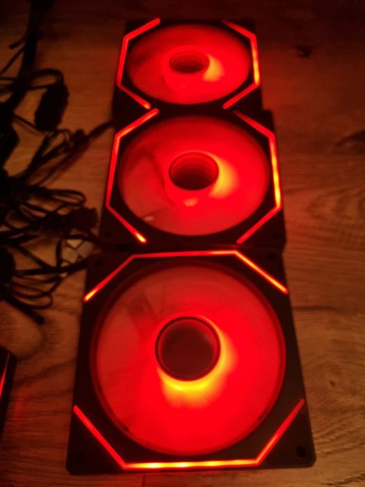 Ventilatoare PC ARGB 120mm PWM 1600rpm Hydro-bearing negre/albe