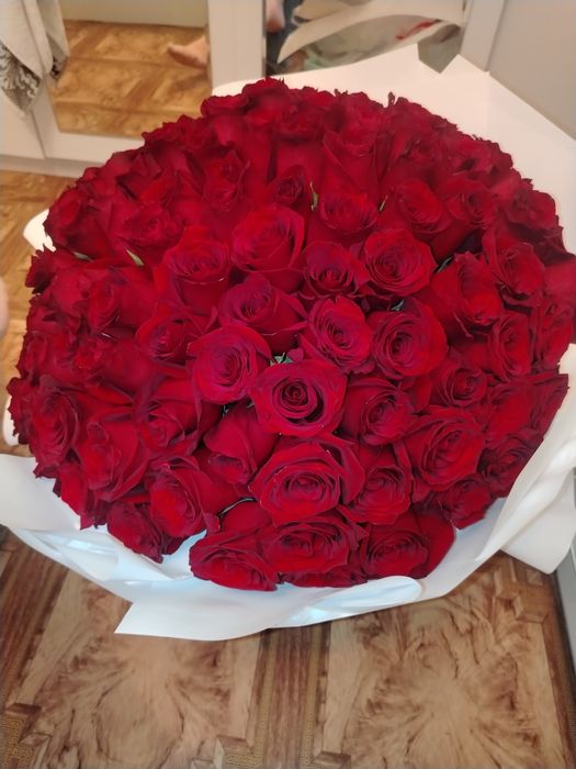 Продам букет цветов, 101 роза