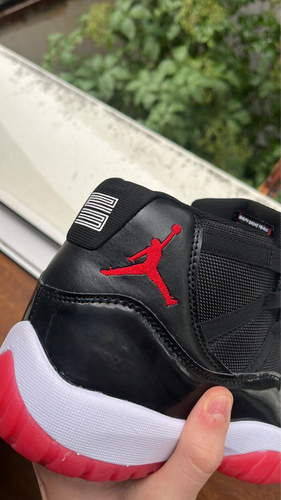 Jordan 11 Bred