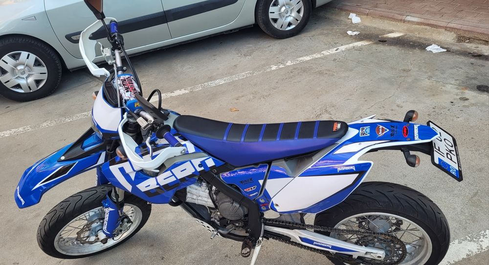 Supermoto Husaberg FE 390 în stare excelentă! (KTM EXC 400)