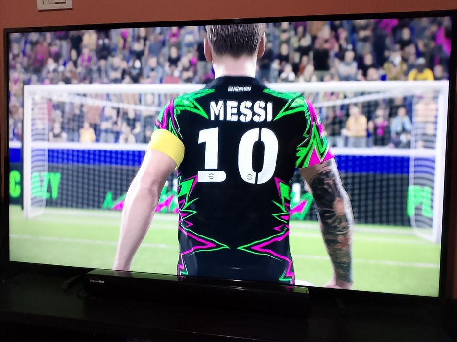 Playstation 4 + 20 jocuri, 1TB, 4K