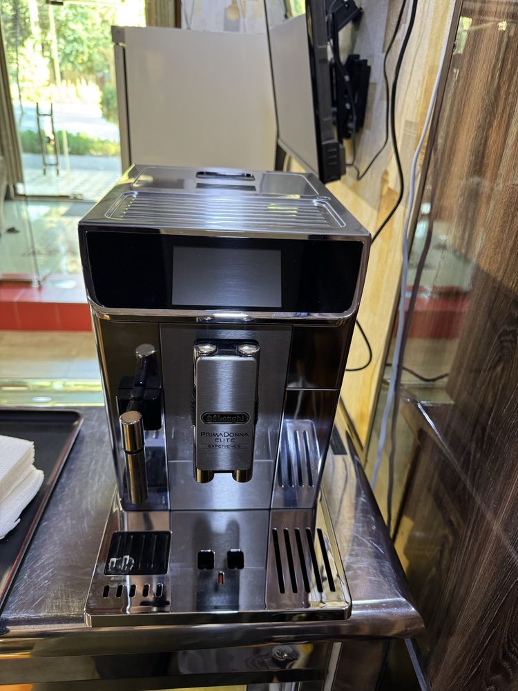 Кофемашина Delonghi primadonna elite