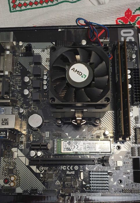 kit AM4 B450M + CPU Ryzen5 3600 + RAM + SSD