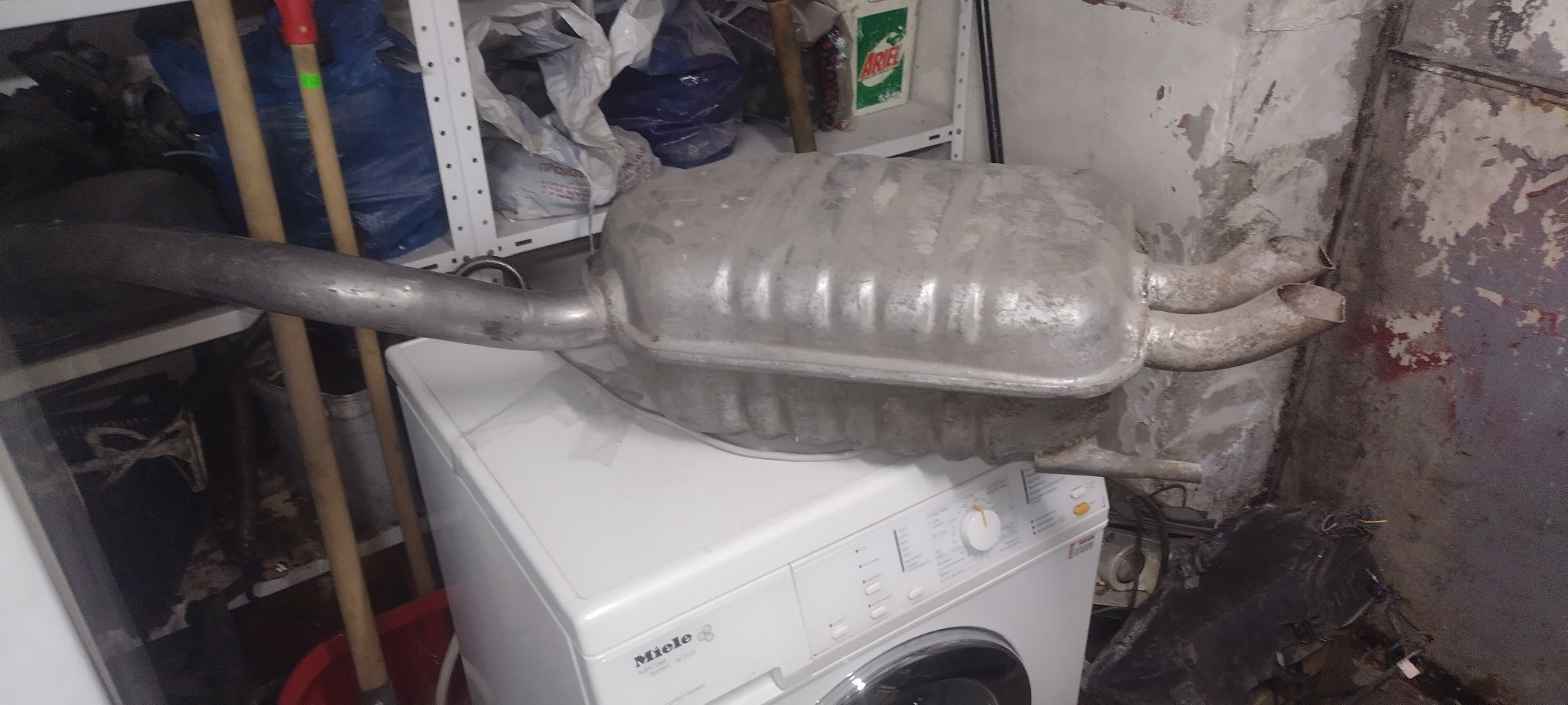 Задно гърне W140