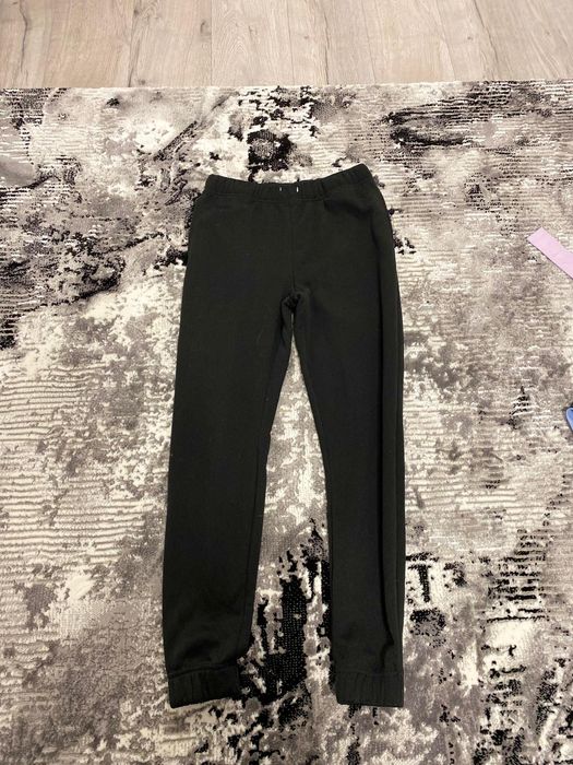 Pantaloni de trening negri