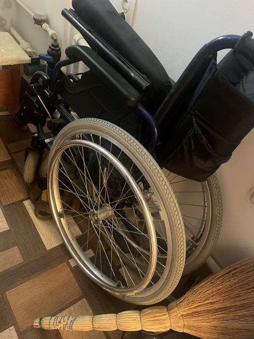 Срочно почти новый