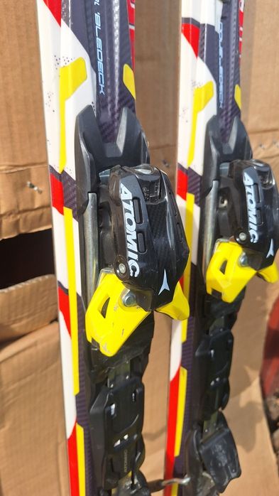 Ski Atomic Redster