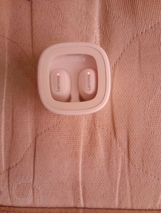 WirelessCasti Wireless Lenovo 
Casti Bluetooth In-Ear Lenovo XT6