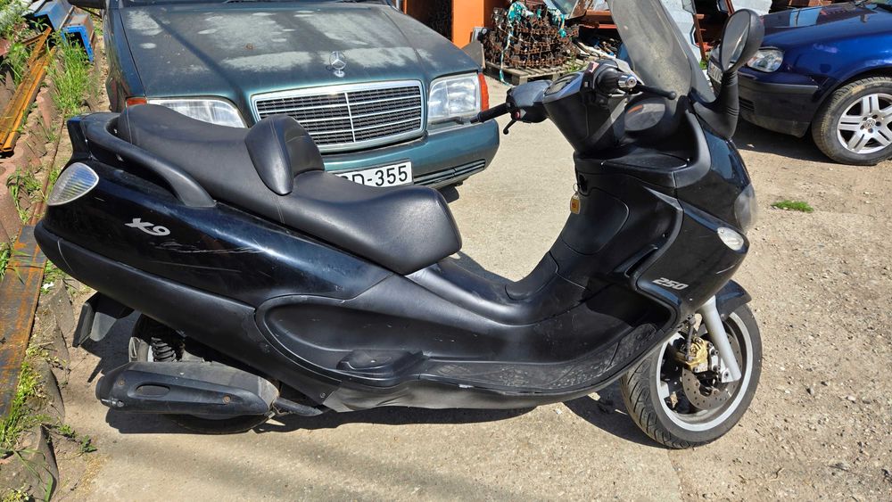 Piaggio X9 250cm3