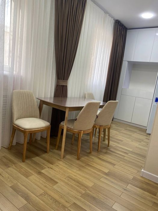 Сдаётся в центре  города  квартира