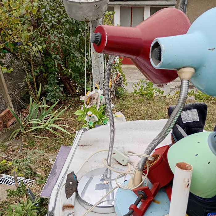 Полилей и настолни лампи