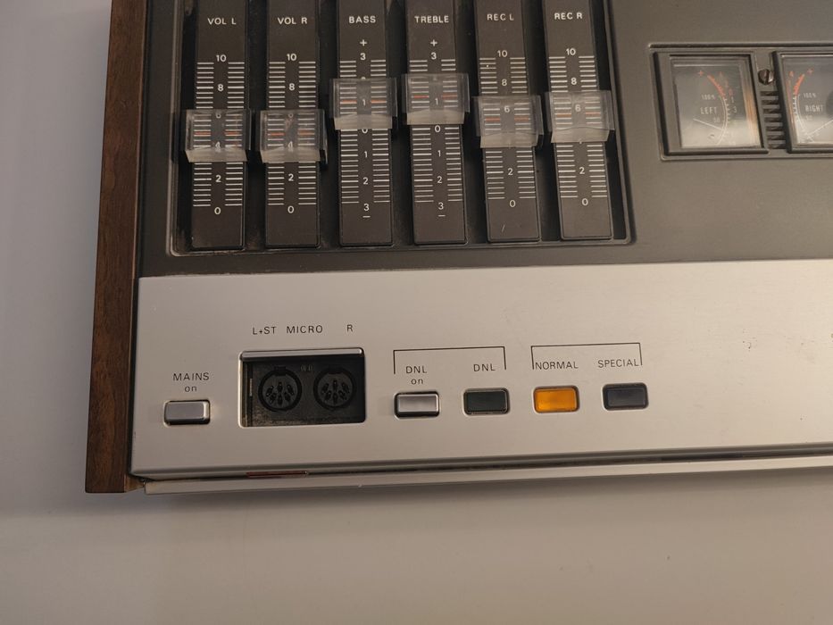 Deck Philips N2407 stereo cassette recorder