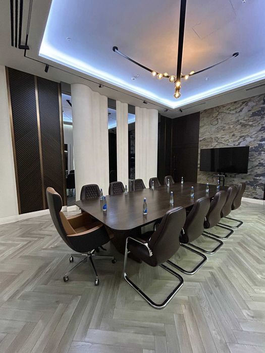 Конференц-зал на 14 человек,центр города,аренда на выгодных условиях