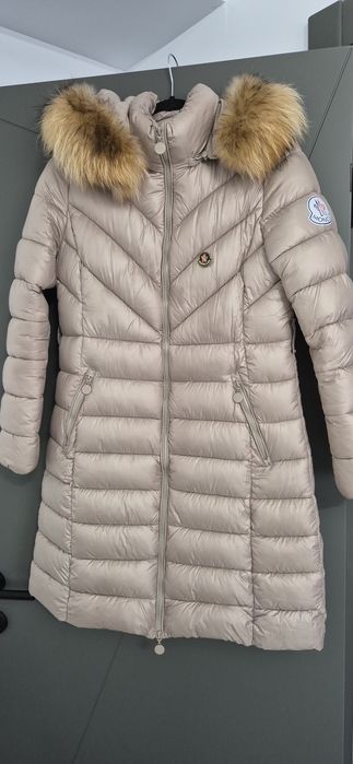 Geaca lunga cu guler de  blana naturala