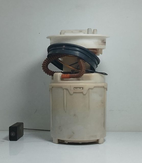 Pompa combustibil 6Q0919051C Volkswagen VW Polo a 4-a generatie 9N
