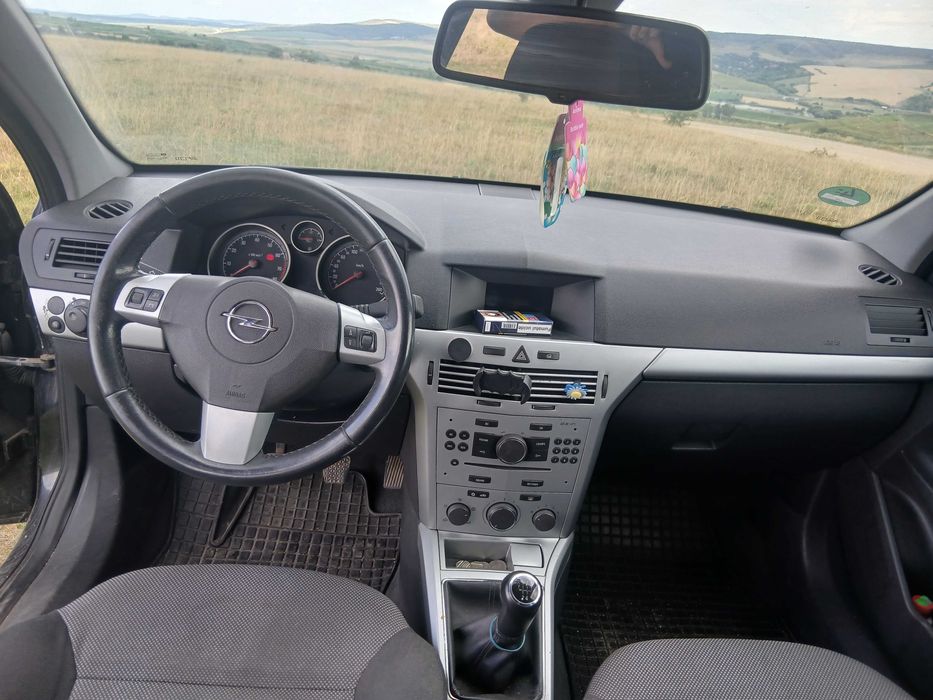 Vand opel astra h 1.6 an 2009