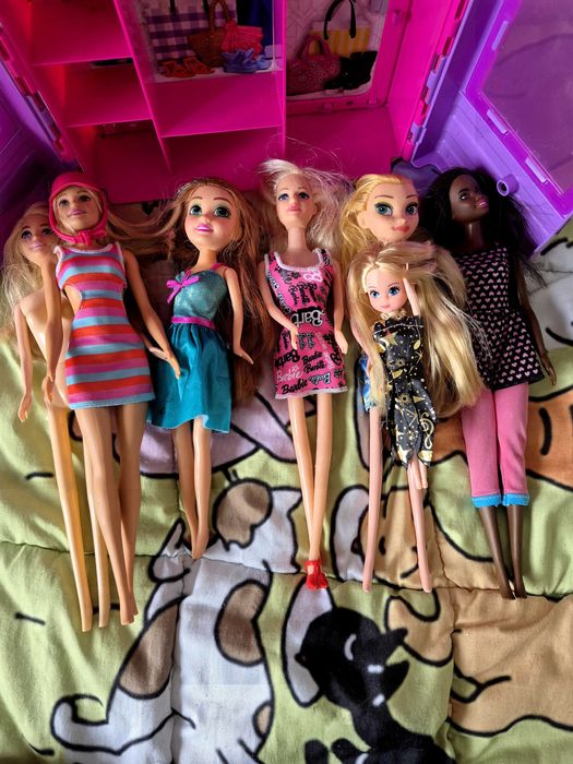 Барби с аксесоари